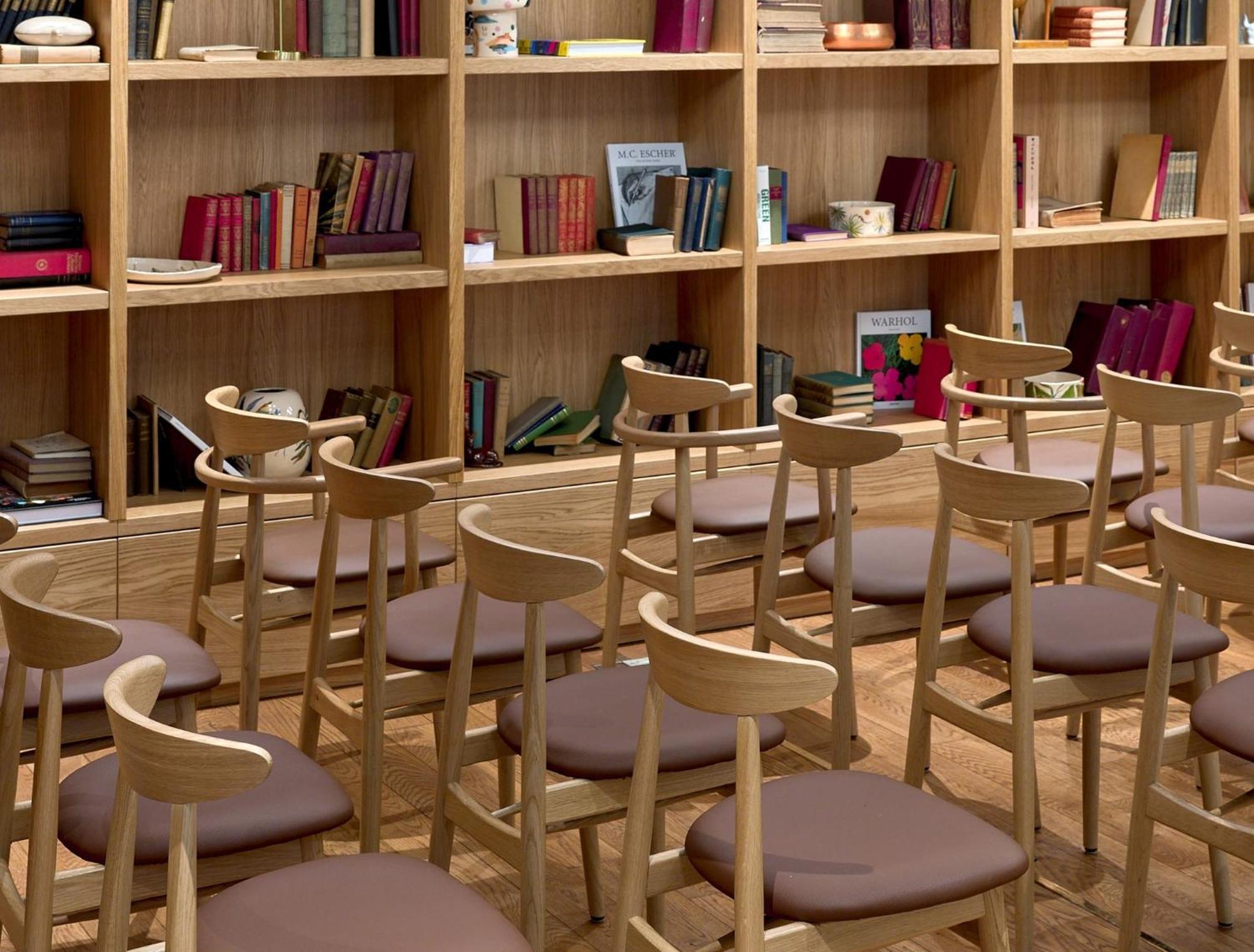 Verno House Budapest, Vignette Collection By Ihg Eksteriør billede The library