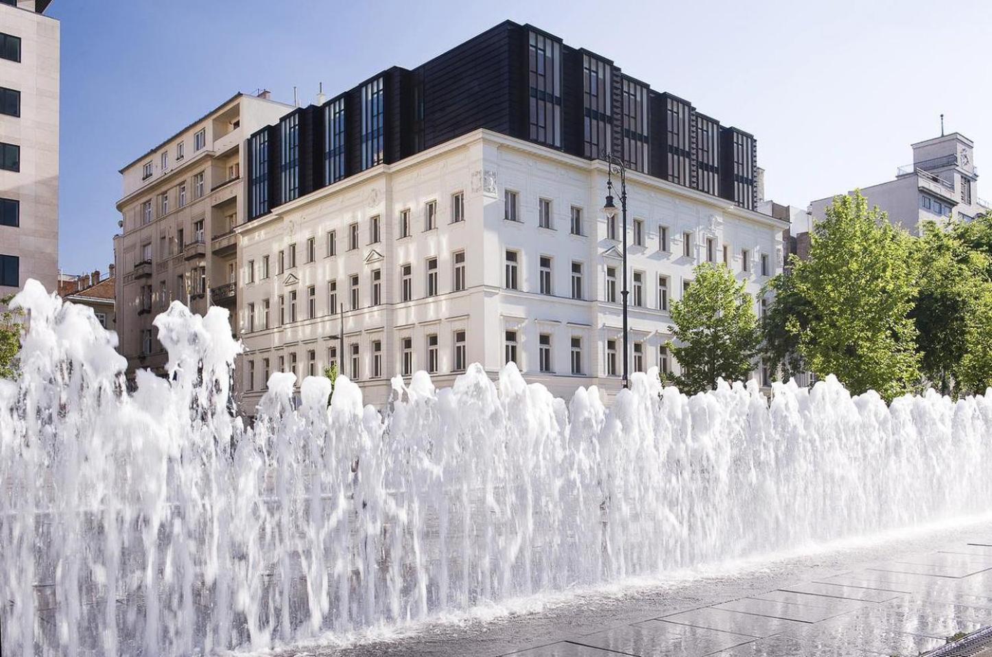 Verno House Budapest, Vignette Collection By Ihg Eksteriør billede The fountain